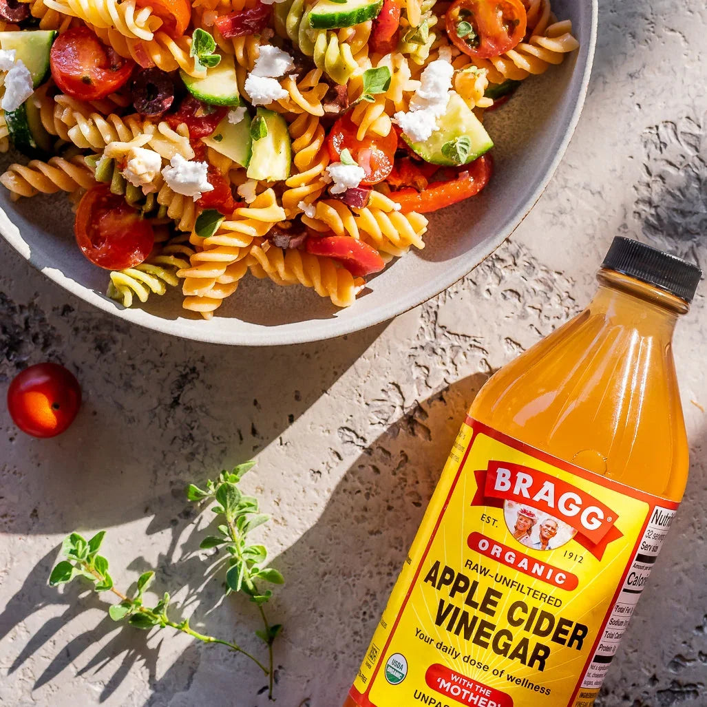 Bragg Unpasteurized Organic Apple Cider Vinegar, Raw & Unfiltered, Non-GMO - 946ml