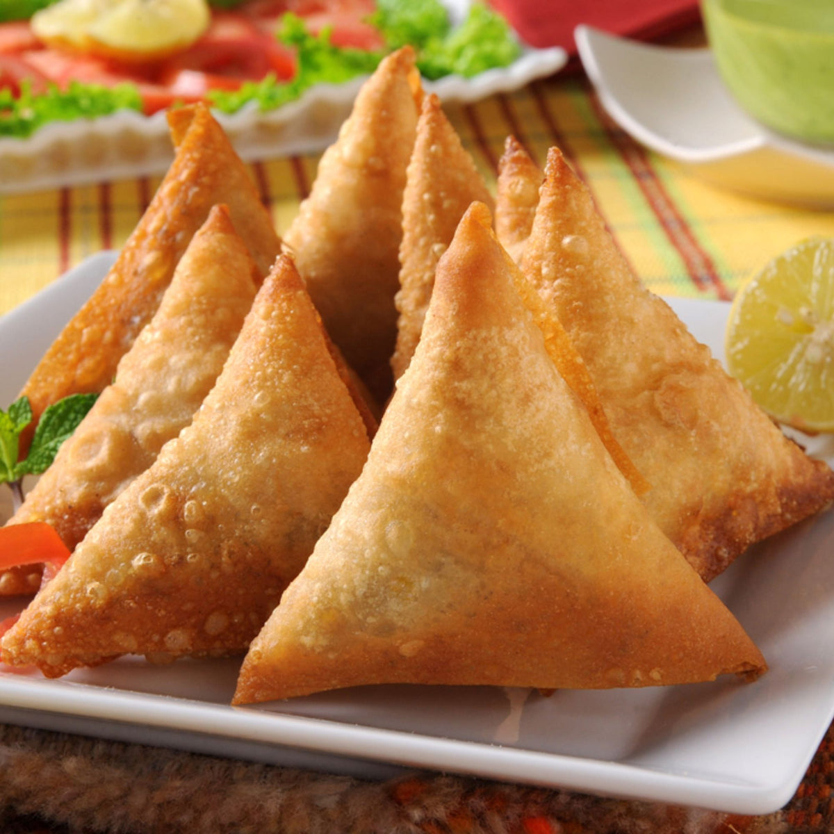 चिकन समोसा (40g बड़ा आकार) 5x1kg / लगभग 125 पीस