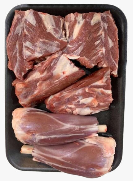 Bone-In Lamb Shoulder Mansaf Large Cut Cube Raised without Antibiotics 1.5 kg